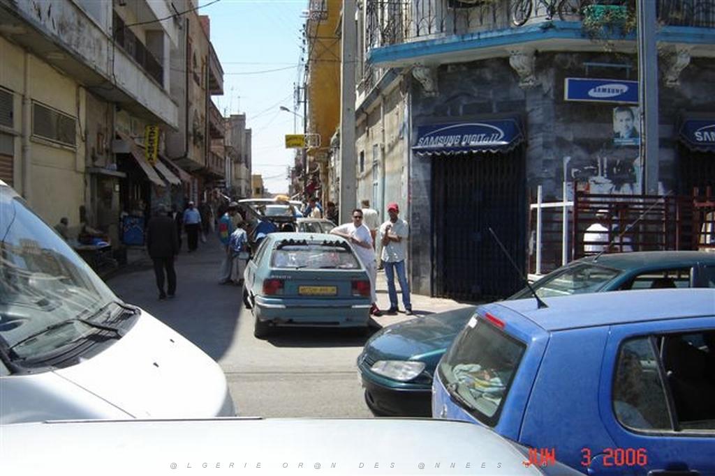 06 2006 ORAN SAINT EUGENE RUE MAUPAS.jpg